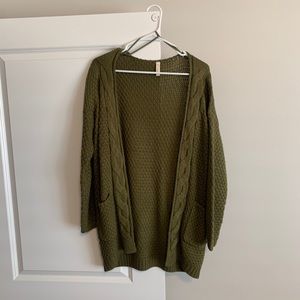 Green open cardigan with sweater detail